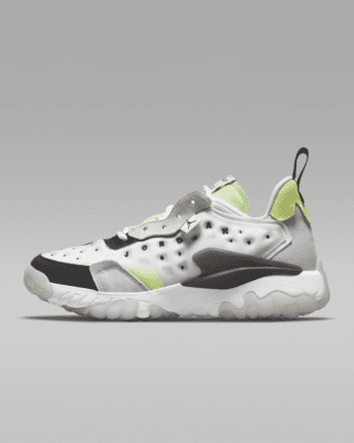 Jordan Delta 2 Men's Shoe. Nike LU